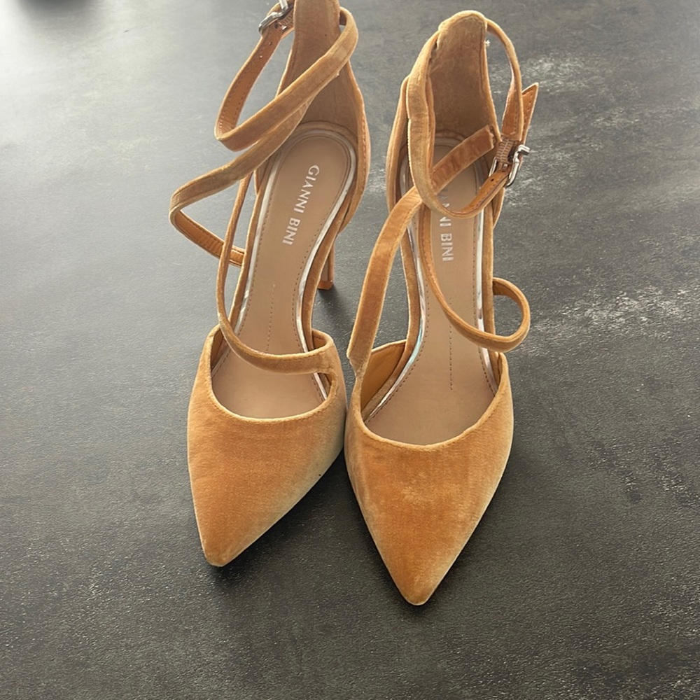 Worn Once Gianni Bini Mustard Yellow Heels